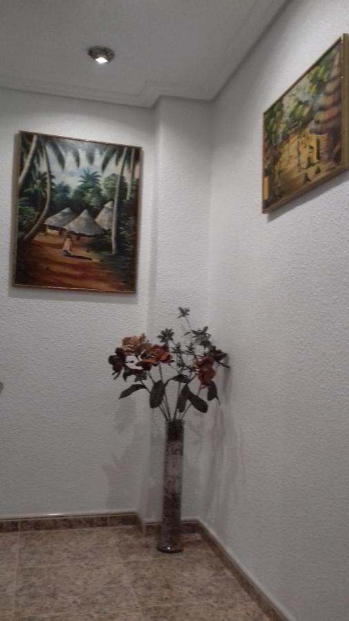 Apartamento El Misteri Елче Екстериор снимка