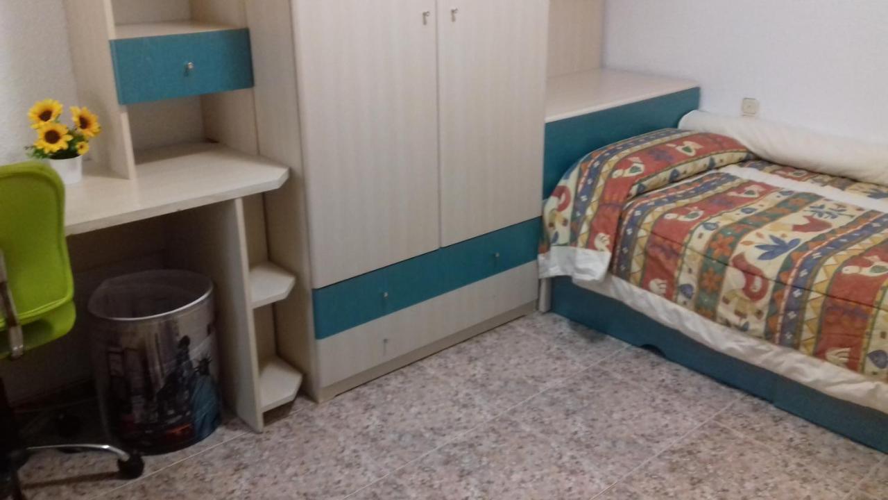 Apartamento El Misteri Елче Екстериор снимка